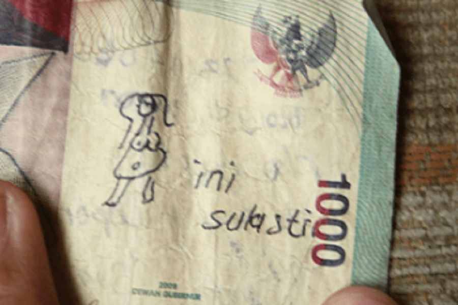 17 gambar  uang  dicoret coret yang  lucu  tetapi sebenarnya 