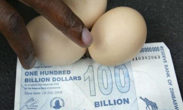 Seratus triliun dolar Zimbabwe hanya bisa beli tiga butir telur